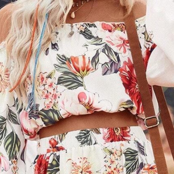 Boho Floral Printed Off Shoulder Crop Top Split Thigh Maxi Skirt Set - Picture 3 of 6